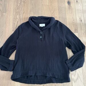 $258 XIRENA size XS QWYNN Shirt Muslin Henley Elastic Cuff High Low Top Blouse